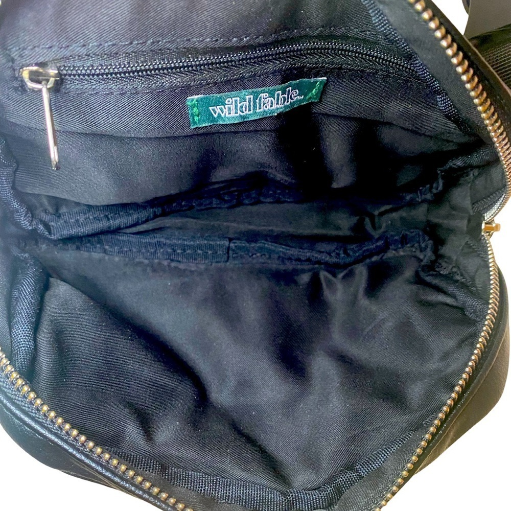 WILD FABLE Crossbody Bag/Fanny Pack Faux Leather Canvas Strap in Black - Picture 6 of 7